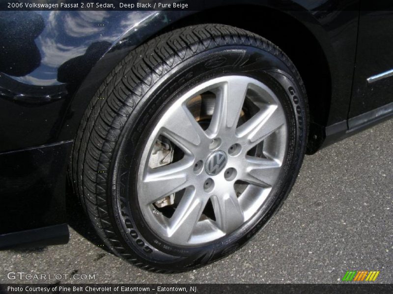 Deep Black / Pure Beige 2006 Volkswagen Passat 2.0T Sedan