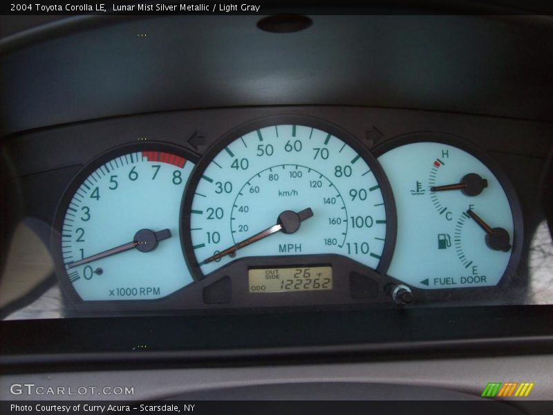 Lunar Mist Silver Metallic / Light Gray 2004 Toyota Corolla LE