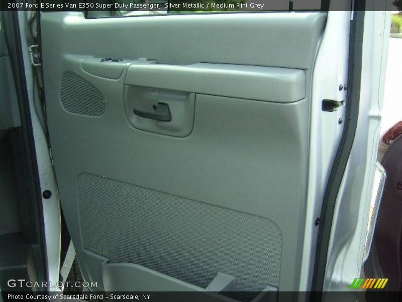 Silver Metallic / Medium Flint Grey 2007 Ford E Series Van E350 Super Duty Passenger