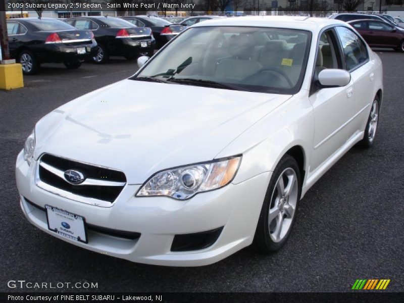 Front 3/4 View of 2009 Legacy 2.5i Sedan