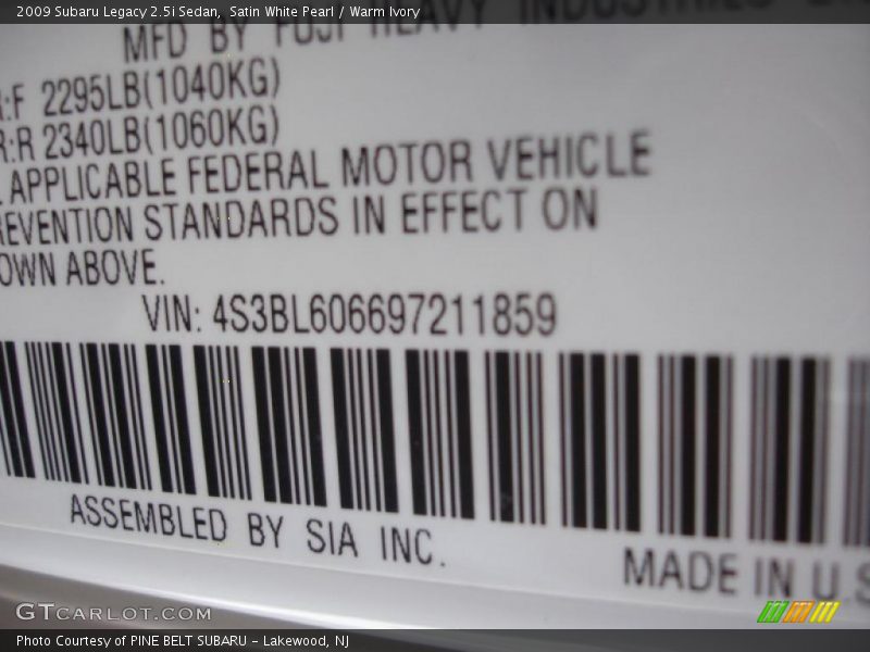Satin White Pearl / Warm Ivory 2009 Subaru Legacy 2.5i Sedan