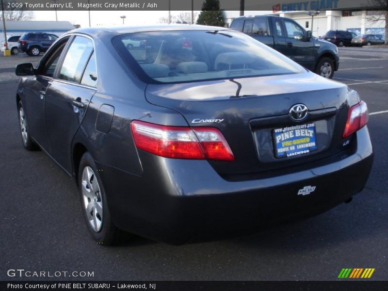 Magnetic Gray Metallic / Ash 2009 Toyota Camry LE