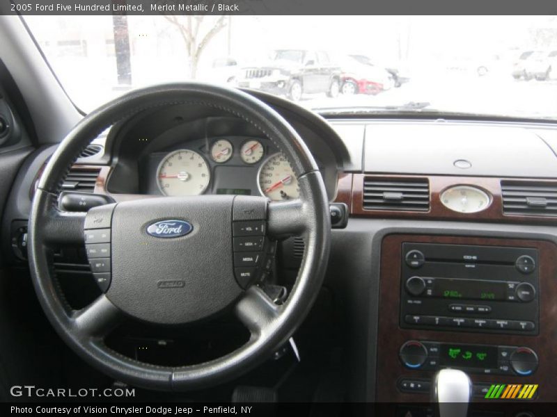 Merlot Metallic / Black 2005 Ford Five Hundred Limited