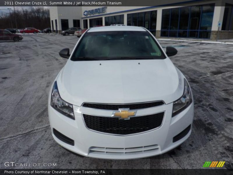 Summit White / Jet Black/Medium Titanium 2011 Chevrolet Cruze LS