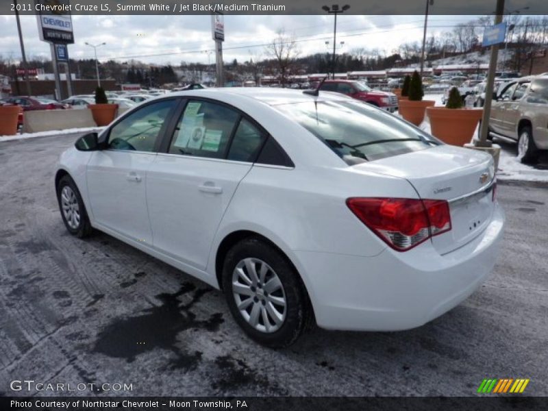 Summit White / Jet Black/Medium Titanium 2011 Chevrolet Cruze LS