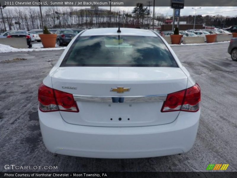 Summit White / Jet Black/Medium Titanium 2011 Chevrolet Cruze LS