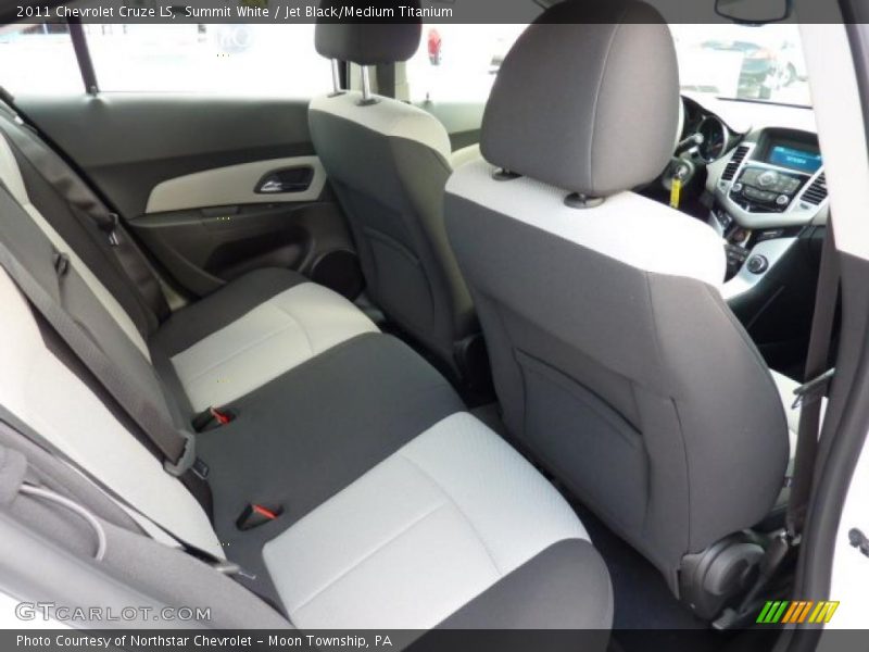 Summit White / Jet Black/Medium Titanium 2011 Chevrolet Cruze LS
