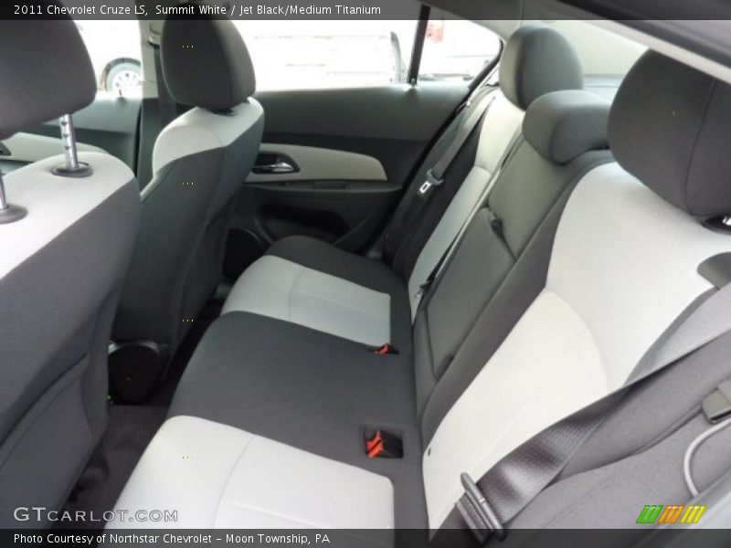 Summit White / Jet Black/Medium Titanium 2011 Chevrolet Cruze LS