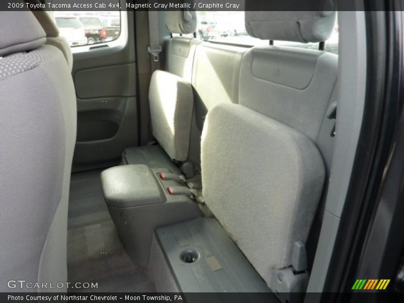 Magnetic Gray Metallic / Graphite Gray 2009 Toyota Tacoma Access Cab 4x4