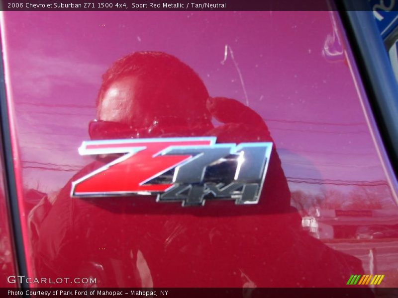  2006 Suburban Z71 1500 4x4 Logo