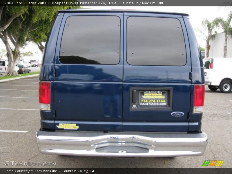 True Blue Metallic / Medium Flint 2004 Ford E Series Van E350 Super Duty XL Passenger 4x4