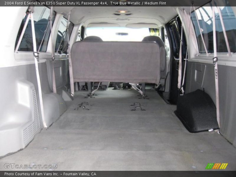 True Blue Metallic / Medium Flint 2004 Ford E Series Van E350 Super Duty XL Passenger 4x4