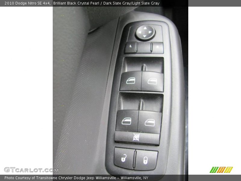 Brilliant Black Crystal Pearl / Dark Slate Gray/Light Slate Gray 2010 Dodge Nitro SE 4x4