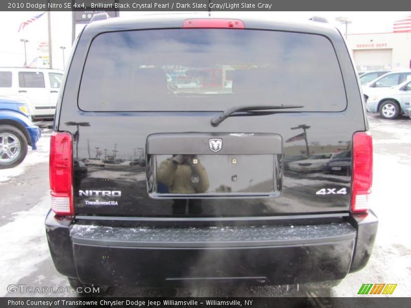 Brilliant Black Crystal Pearl / Dark Slate Gray/Light Slate Gray 2010 Dodge Nitro SE 4x4