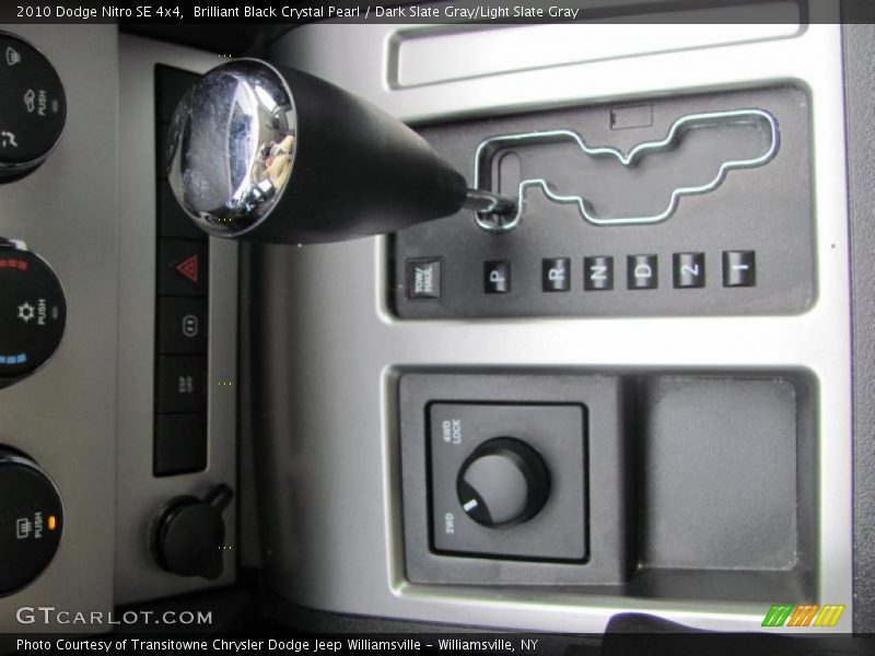 Brilliant Black Crystal Pearl / Dark Slate Gray/Light Slate Gray 2010 Dodge Nitro SE 4x4