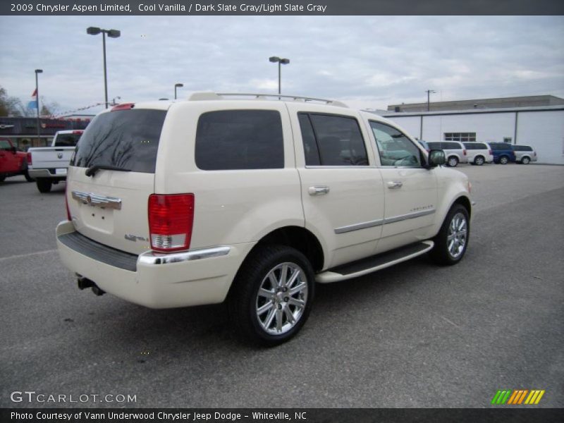 Cool Vanilla / Dark Slate Gray/Light Slate Gray 2009 Chrysler Aspen Limited