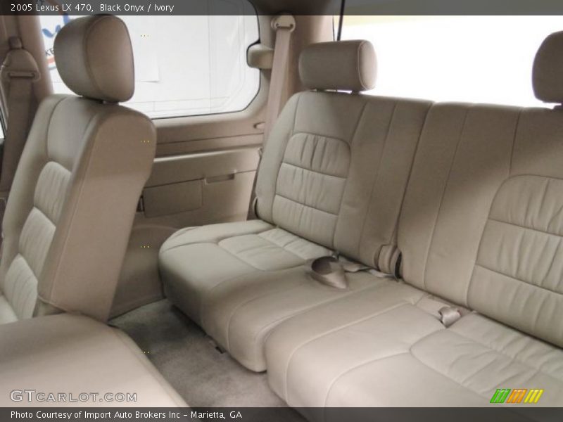  2005 LX 470 Ivory Interior