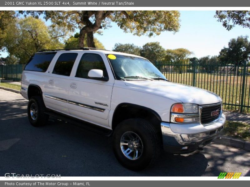 Summit White / Neutral Tan/Shale 2001 GMC Yukon XL 2500 SLT 4x4