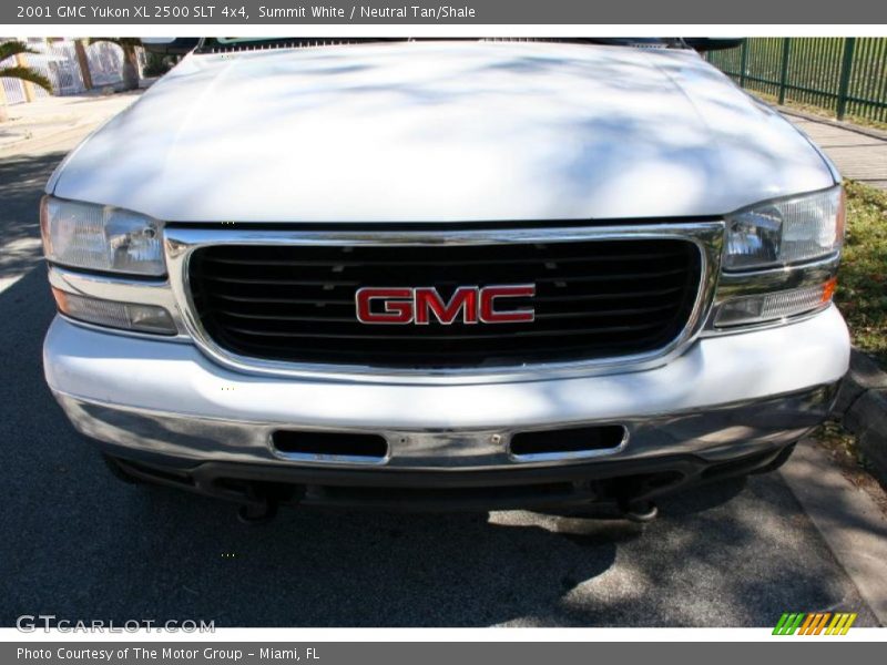 Summit White / Neutral Tan/Shale 2001 GMC Yukon XL 2500 SLT 4x4