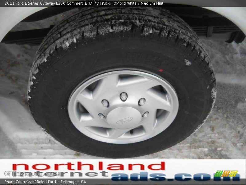 Oxford White / Medium Flint 2011 Ford E Series Cutaway E350 Commercial Utility Truck