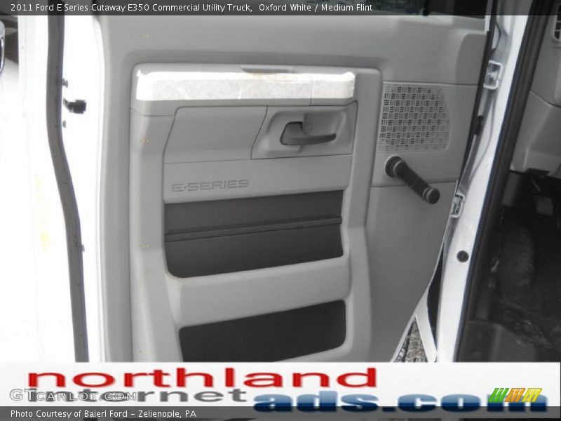 Oxford White / Medium Flint 2011 Ford E Series Cutaway E350 Commercial Utility Truck