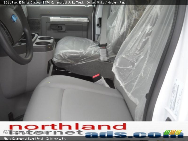 Oxford White / Medium Flint 2011 Ford E Series Cutaway E350 Commercial Utility Truck