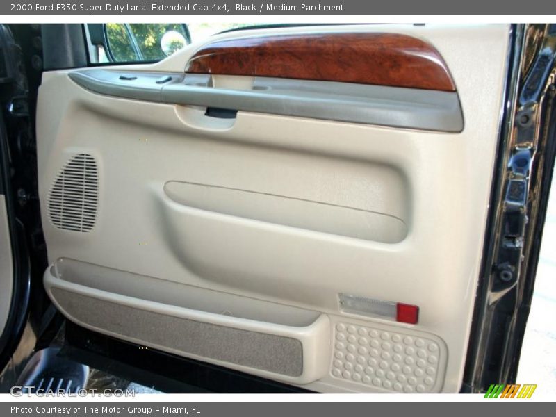 Black / Medium Parchment 2000 Ford F350 Super Duty Lariat Extended Cab 4x4