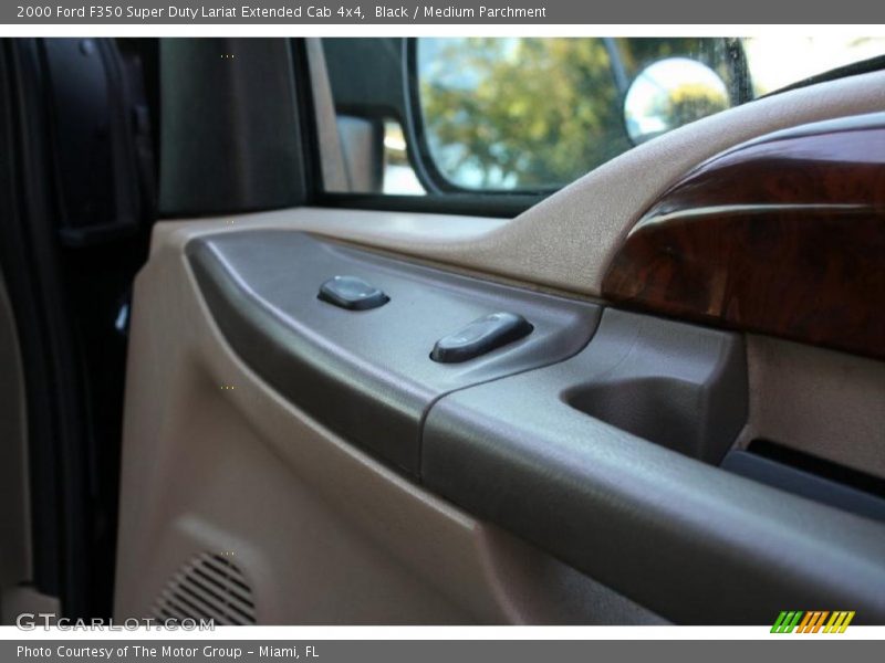 Black / Medium Parchment 2000 Ford F350 Super Duty Lariat Extended Cab 4x4