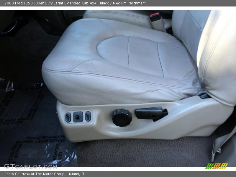 Black / Medium Parchment 2000 Ford F350 Super Duty Lariat Extended Cab 4x4