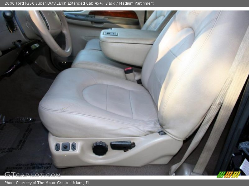 Black / Medium Parchment 2000 Ford F350 Super Duty Lariat Extended Cab 4x4