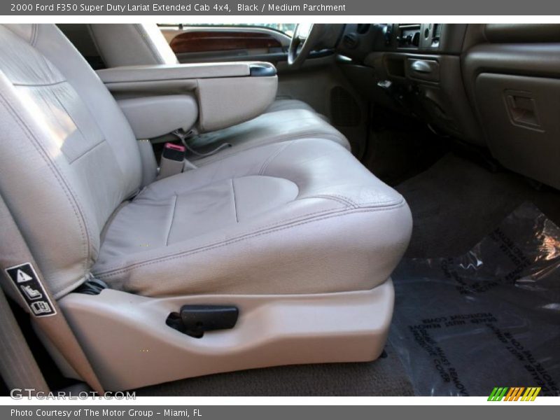 Black / Medium Parchment 2000 Ford F350 Super Duty Lariat Extended Cab 4x4