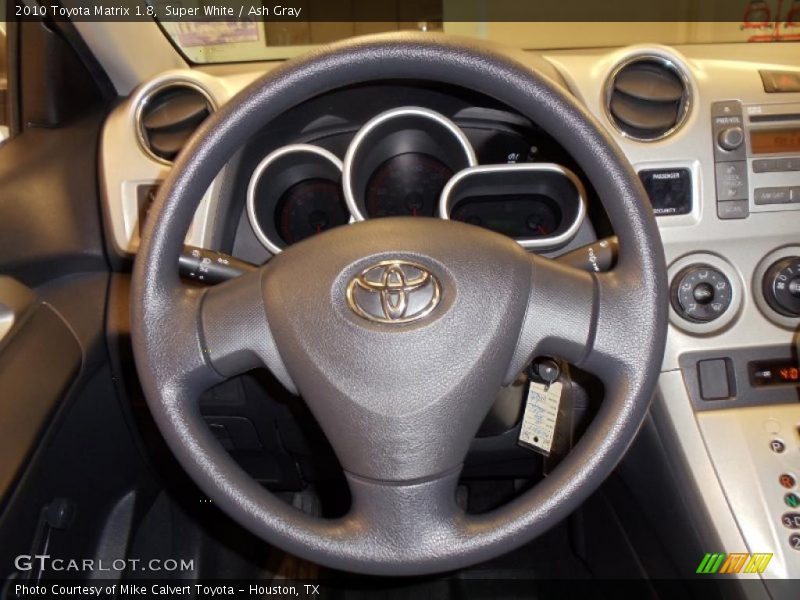 Super White / Ash Gray 2010 Toyota Matrix 1.8