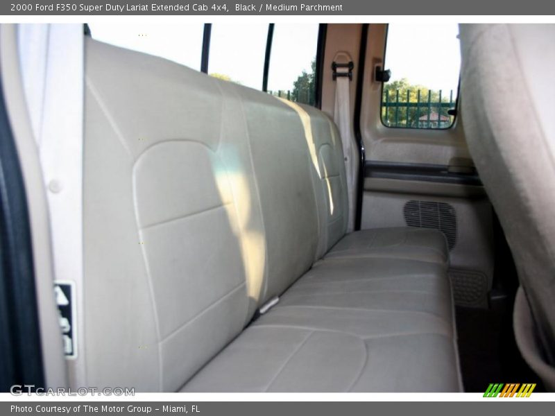 Black / Medium Parchment 2000 Ford F350 Super Duty Lariat Extended Cab 4x4