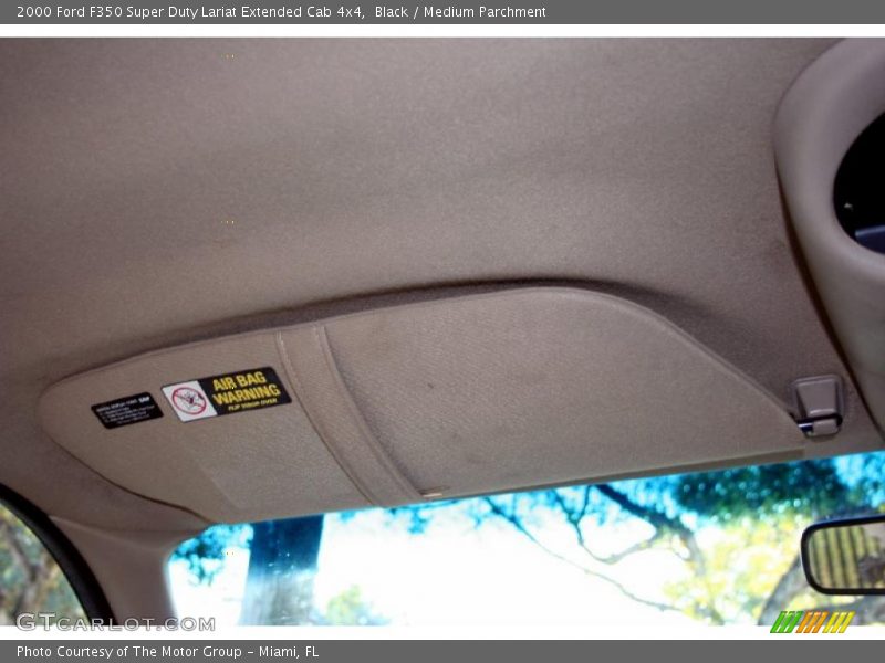 Black / Medium Parchment 2000 Ford F350 Super Duty Lariat Extended Cab 4x4