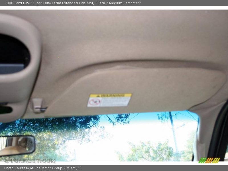 Black / Medium Parchment 2000 Ford F350 Super Duty Lariat Extended Cab 4x4