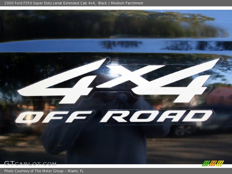 Black / Medium Parchment 2000 Ford F350 Super Duty Lariat Extended Cab 4x4