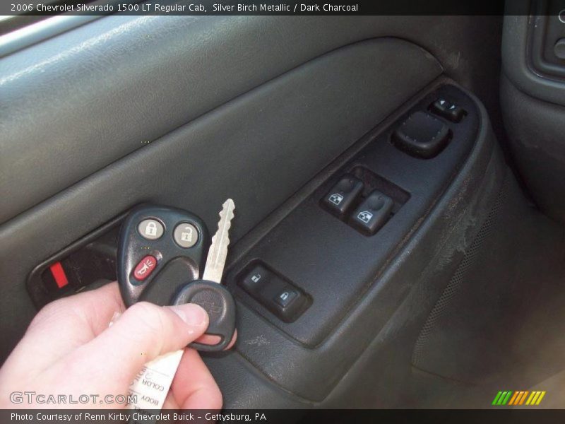 Silver Birch Metallic / Dark Charcoal 2006 Chevrolet Silverado 1500 LT Regular Cab