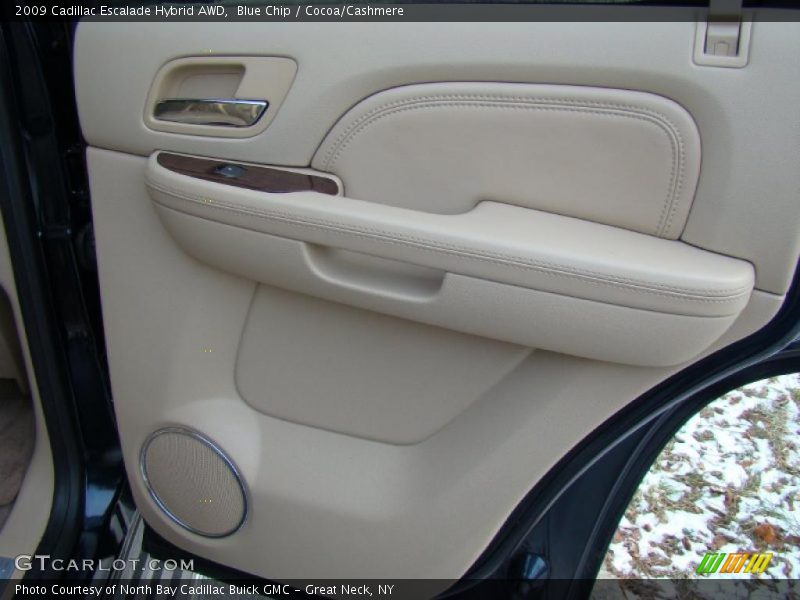 Door Panel of 2009 Escalade Hybrid AWD