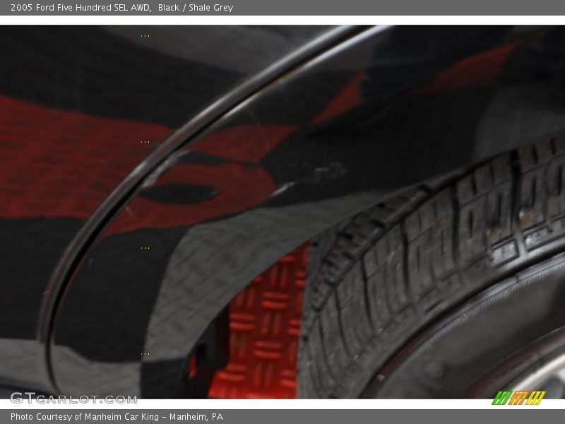 Black / Shale Grey 2005 Ford Five Hundred SEL AWD