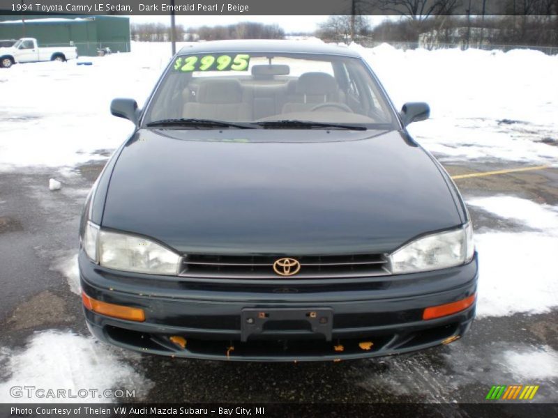 Dark Emerald Pearl / Beige 1994 Toyota Camry LE Sedan