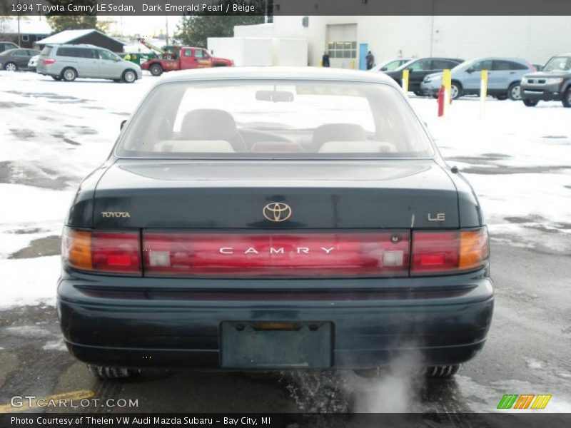 Dark Emerald Pearl / Beige 1994 Toyota Camry LE Sedan