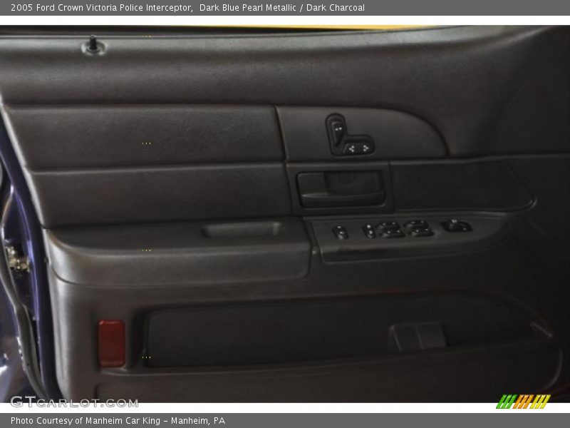 Dark Blue Pearl Metallic / Dark Charcoal 2005 Ford Crown Victoria Police Interceptor