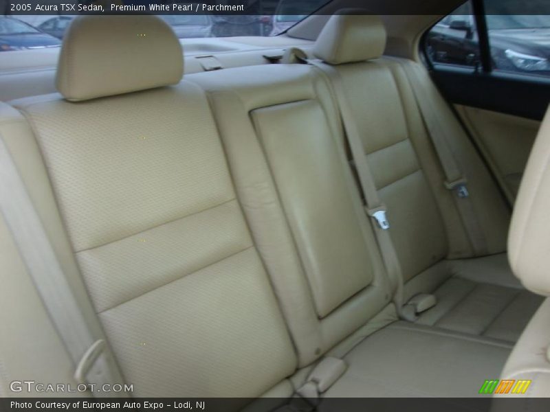 Premium White Pearl / Parchment 2005 Acura TSX Sedan