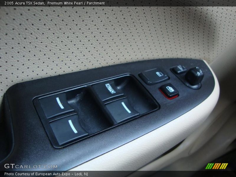 Premium White Pearl / Parchment 2005 Acura TSX Sedan