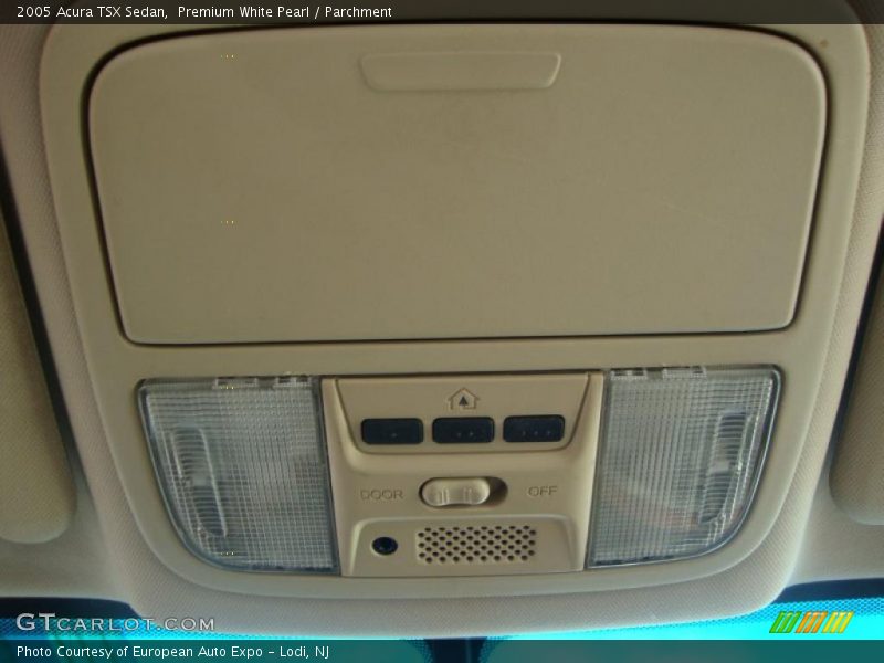 Premium White Pearl / Parchment 2005 Acura TSX Sedan