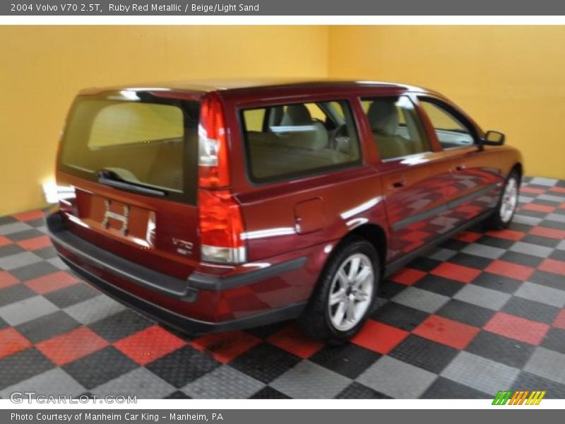 Ruby Red Metallic / Beige/Light Sand 2004 Volvo V70 2.5T