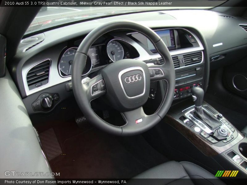 Dashboard of 2010 S5 3.0 TFSI quattro Cabriolet