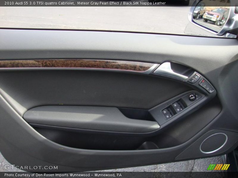 Meteor Gray Pearl Effect / Black Silk Nappa Leather 2010 Audi S5 3.0 TFSI quattro Cabriolet