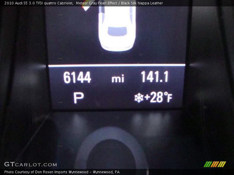 Meteor Gray Pearl Effect / Black Silk Nappa Leather 2010 Audi S5 3.0 TFSI quattro Cabriolet