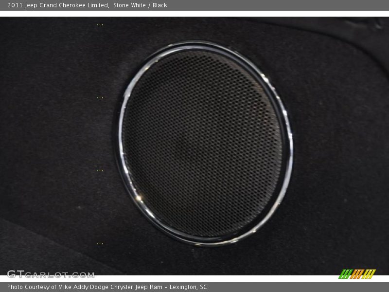 Stone White / Black 2011 Jeep Grand Cherokee Limited